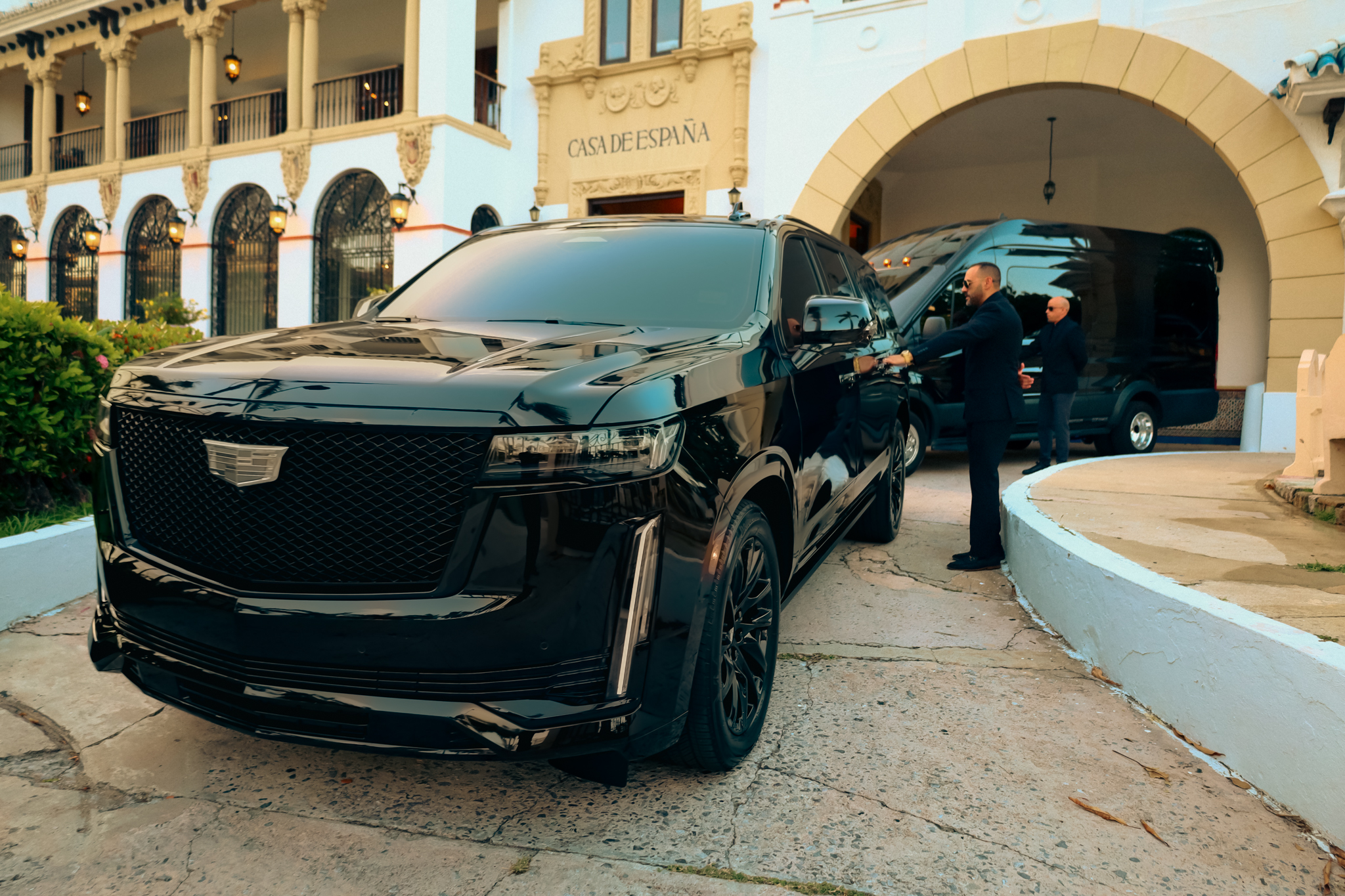 Luxplora private transfer from SJU airport to Condado